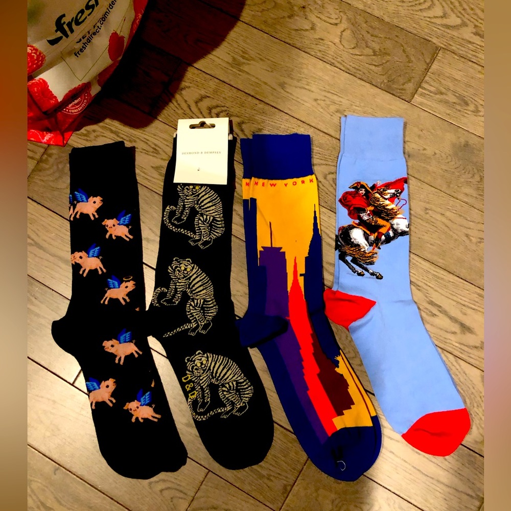 4 pairs men’s socks: Desmond & Dempsey, ArtSocks